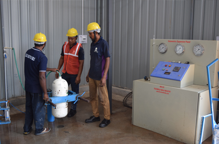 cng cylinder testing image at jilu auto gas