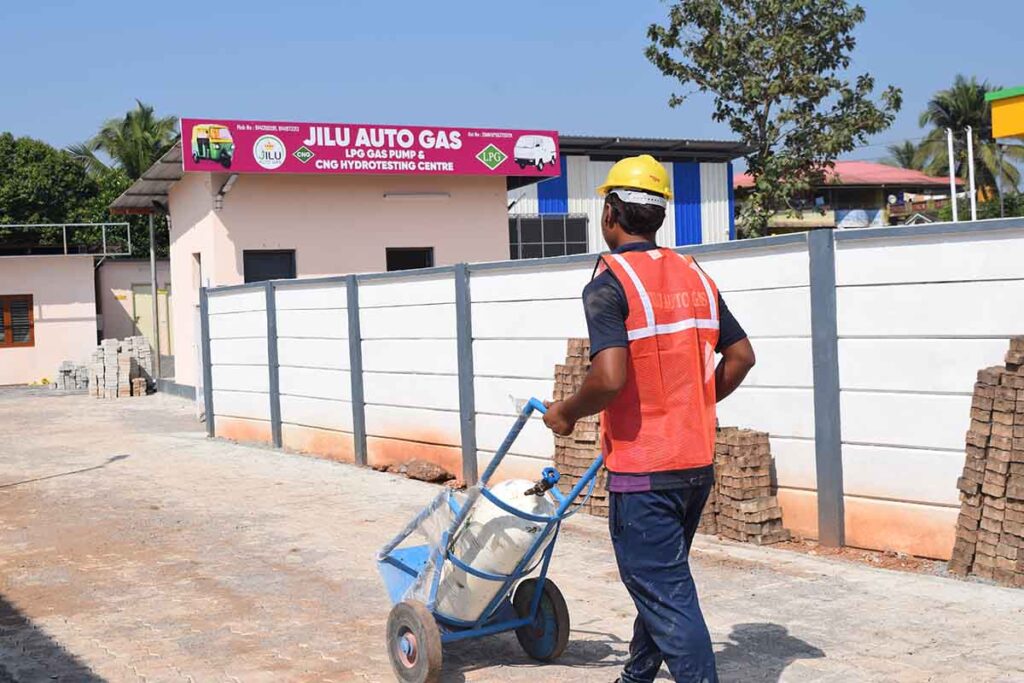 cylinder collection and documentation at jilu auto gas