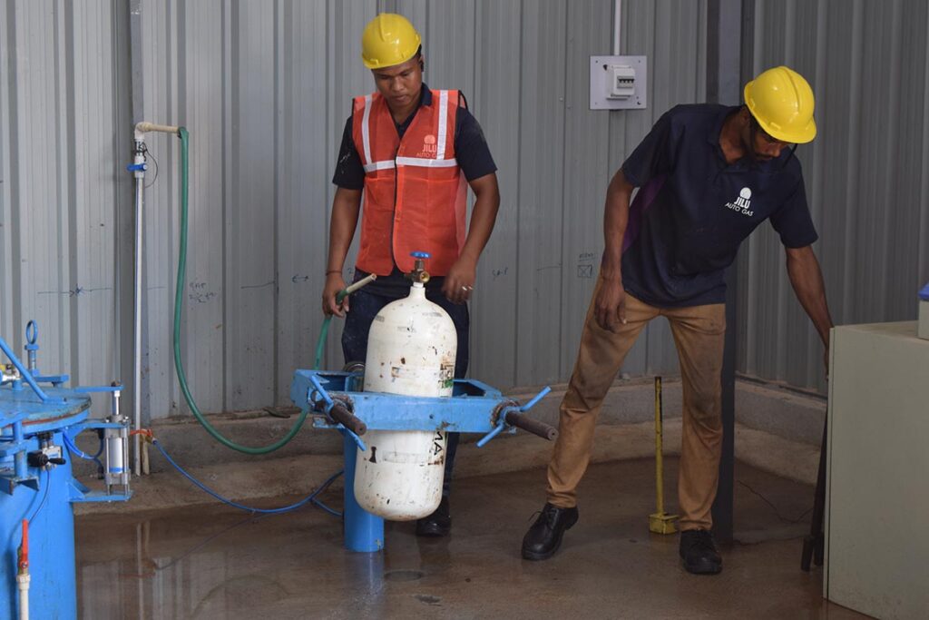 visual inspection at jilu auto gas